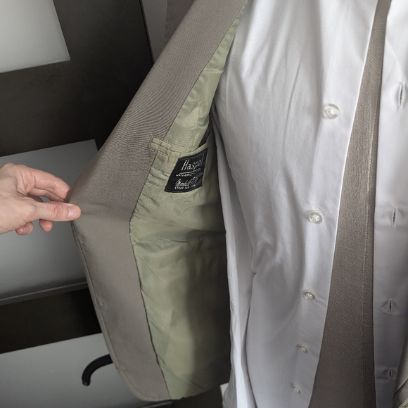 SOLD// Haspel Olive Blazer - Picture 10 of 13